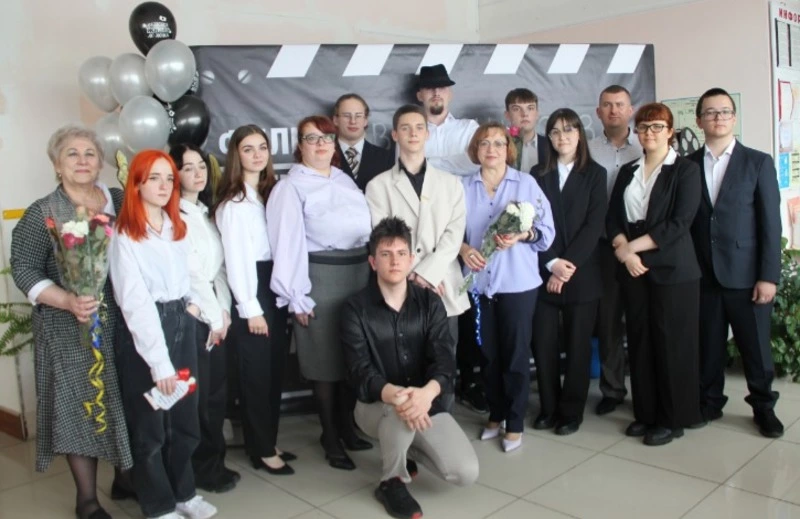 Для северокурильских выпускников прозвенел последний звонок