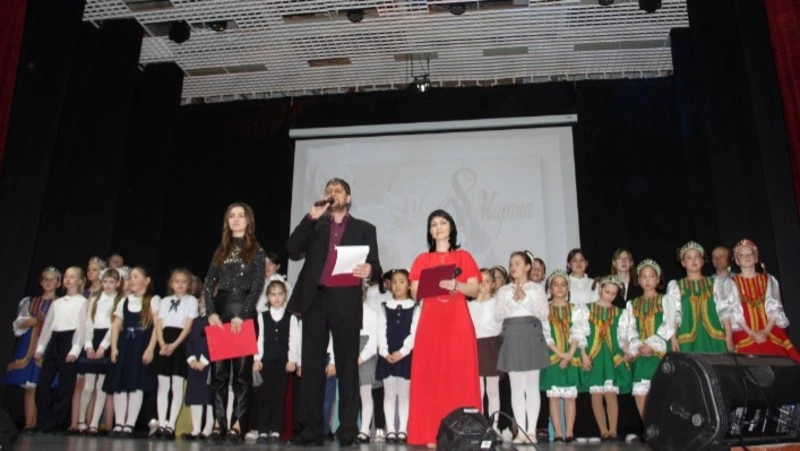 “Женщина, весна, любовь”