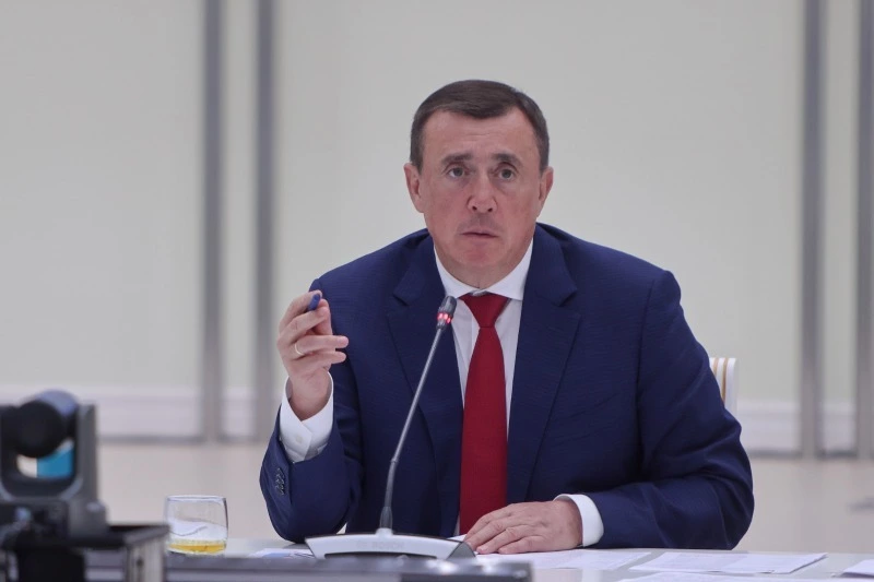 Жителям Невельского района и Северо-Курильска продолжают оказывать помощь