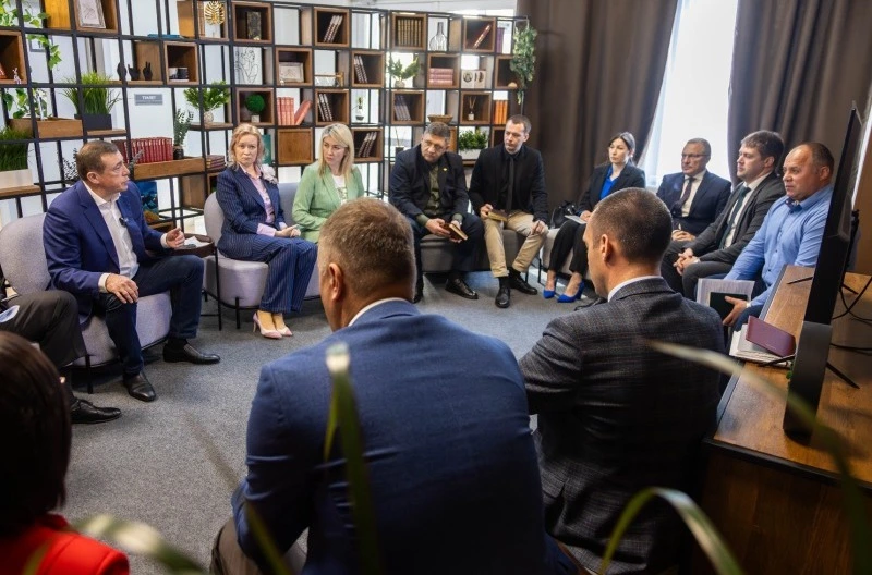 Ветераны СВО будут преподавать в школах основы безопасности и защиты Родины