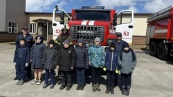 Экскурсия в пожарную часть: третьеклассники в гостях у огнеборцев