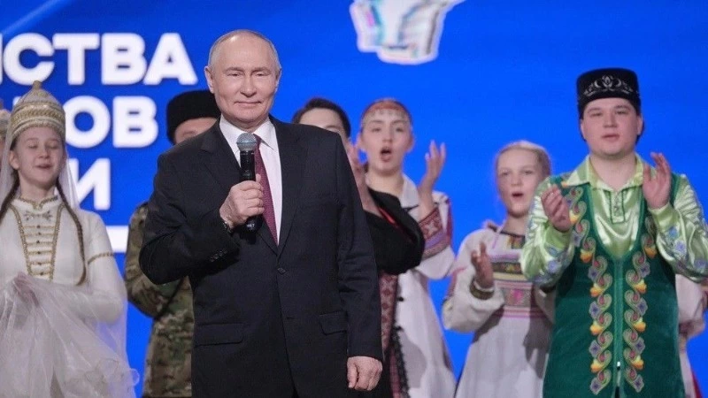 Владимир Путин торжественно открыл Год единства народов России