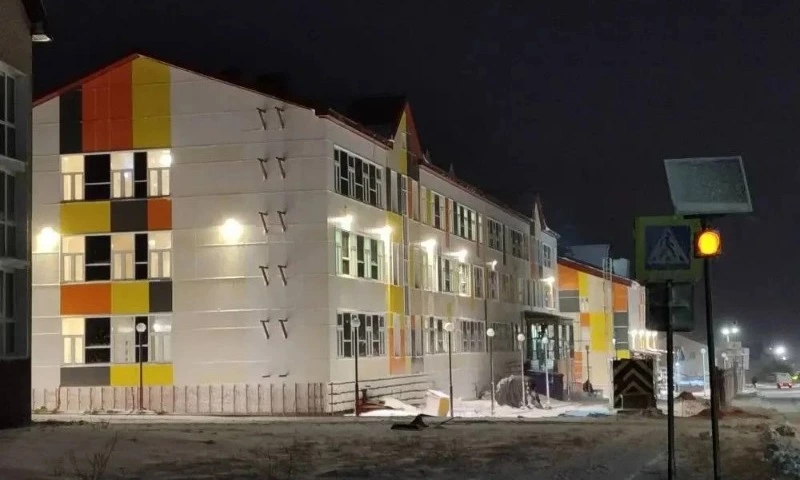 В Северо-Курильске строительство школы близится к завершению