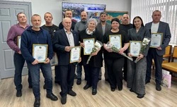 Доска почёта: вручение свидетельств