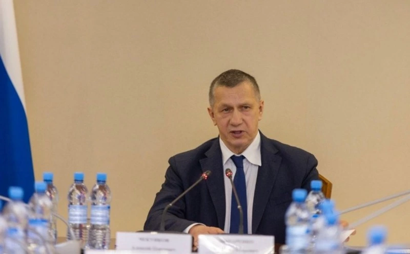 Юрий Трутнев ознакомился с ходом строительства объектов горнолыжного курорта «Горный воздух»