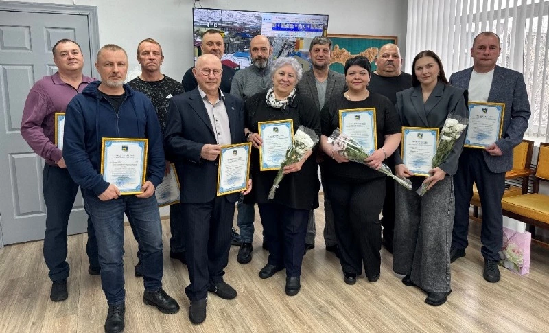 Доска почёта: вручение свидетельств