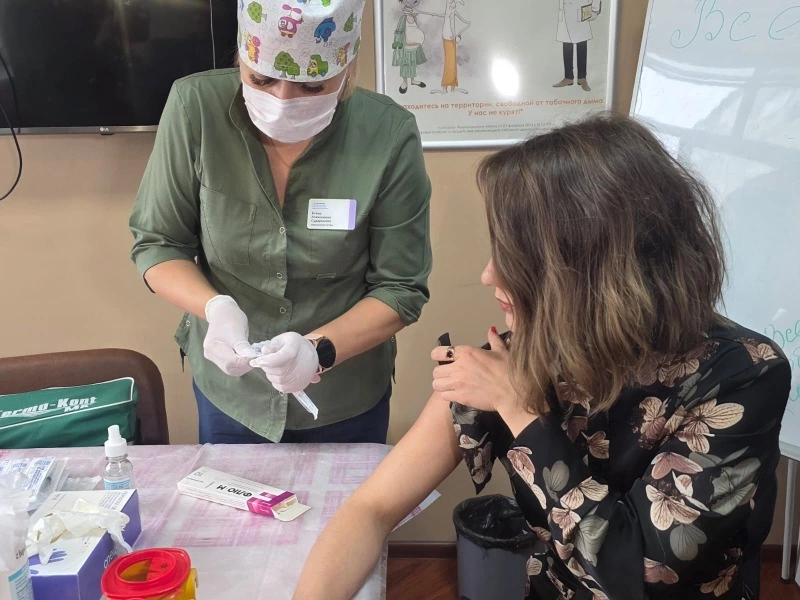 К вакцинации против гриппа подключились предприятия