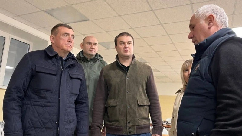 Губернатор Сахалинской области посетил  Донбасс