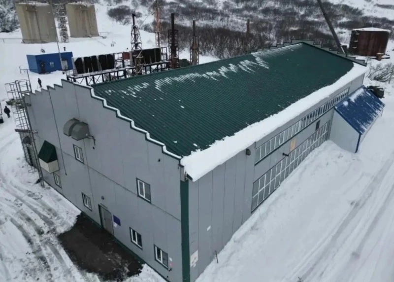 На здании электростанции выполнен ремонт крыши