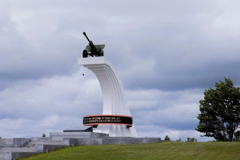 Штурм укрепрайона на Камышовом перевале воссоздали по случаю 80-летия окончания Второй мировой войны