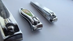 Лунный календарь маникюра на март 2024 года: самые удачные дни