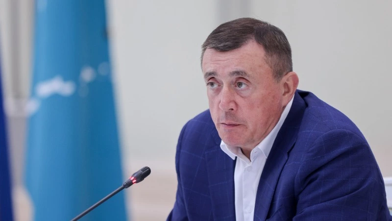 Валерий Лимаренко поручил завершить до 16 августа обследование жилых домов в Северо-Курильске, повре