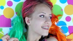 Лунный календарь окрашивания волос на май-2024: благоприятные дни