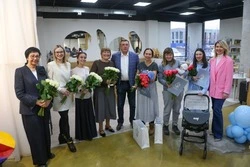 Валерий Лимаренко встретился с участницами программы «Счастливое материнство»