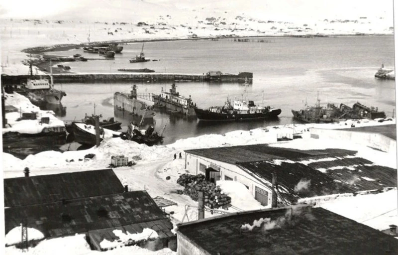 Базе сейнерного флота - 80