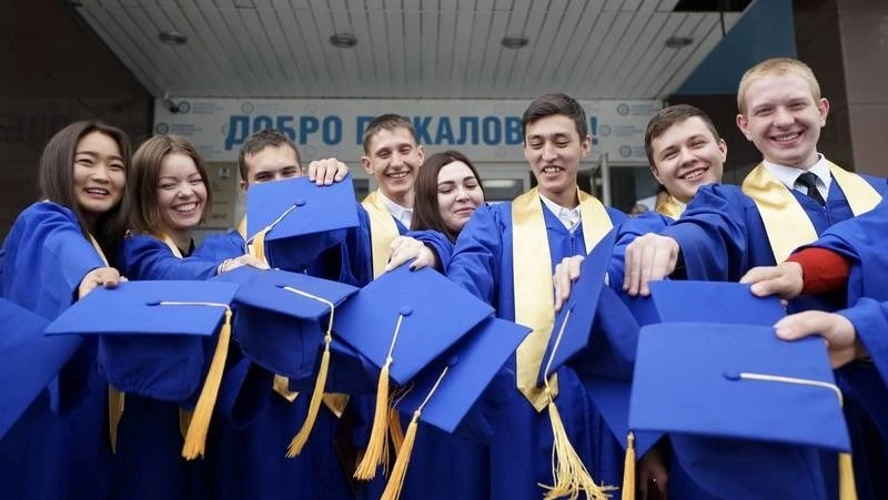 На Сахалине правительство будет компенсировать студентам половину стоимости платного обучения